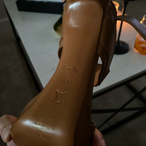 Platform Louis Vuitton heels (sold) - Picture 3 of 16